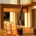 וילה Saint George סקופלו